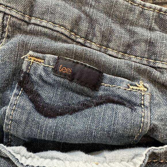 Lee Women’s Cropped Jeans Size 12 Medium Blue Stretch Denim Low Waist - Picture 4 of 7